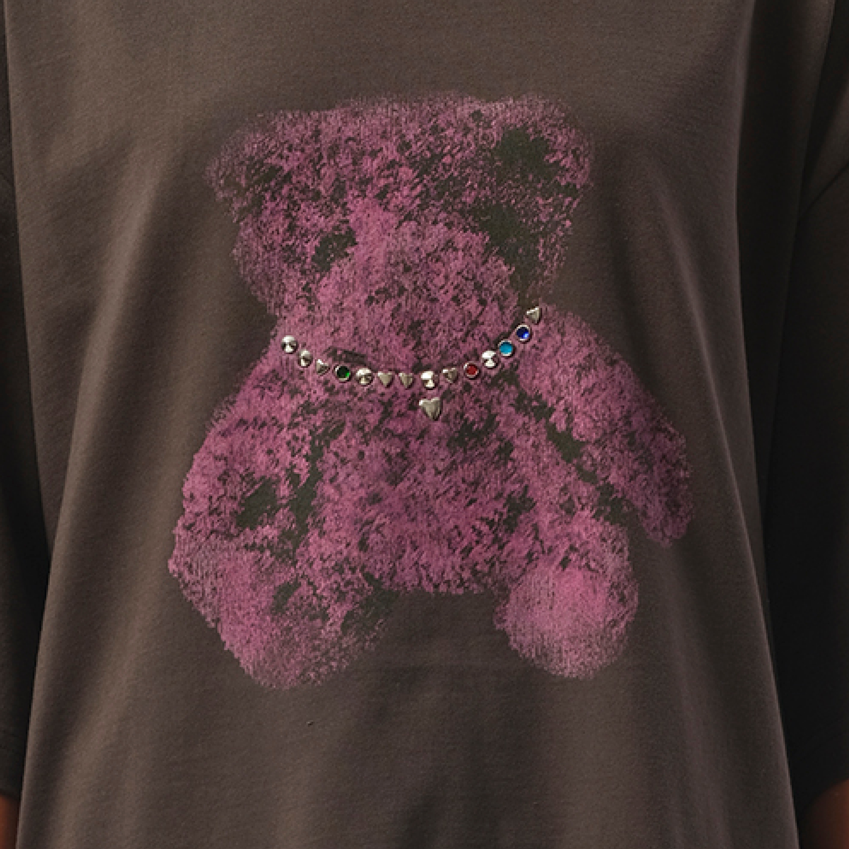 Pearl Bear T-Shirt in Charcoal - 3