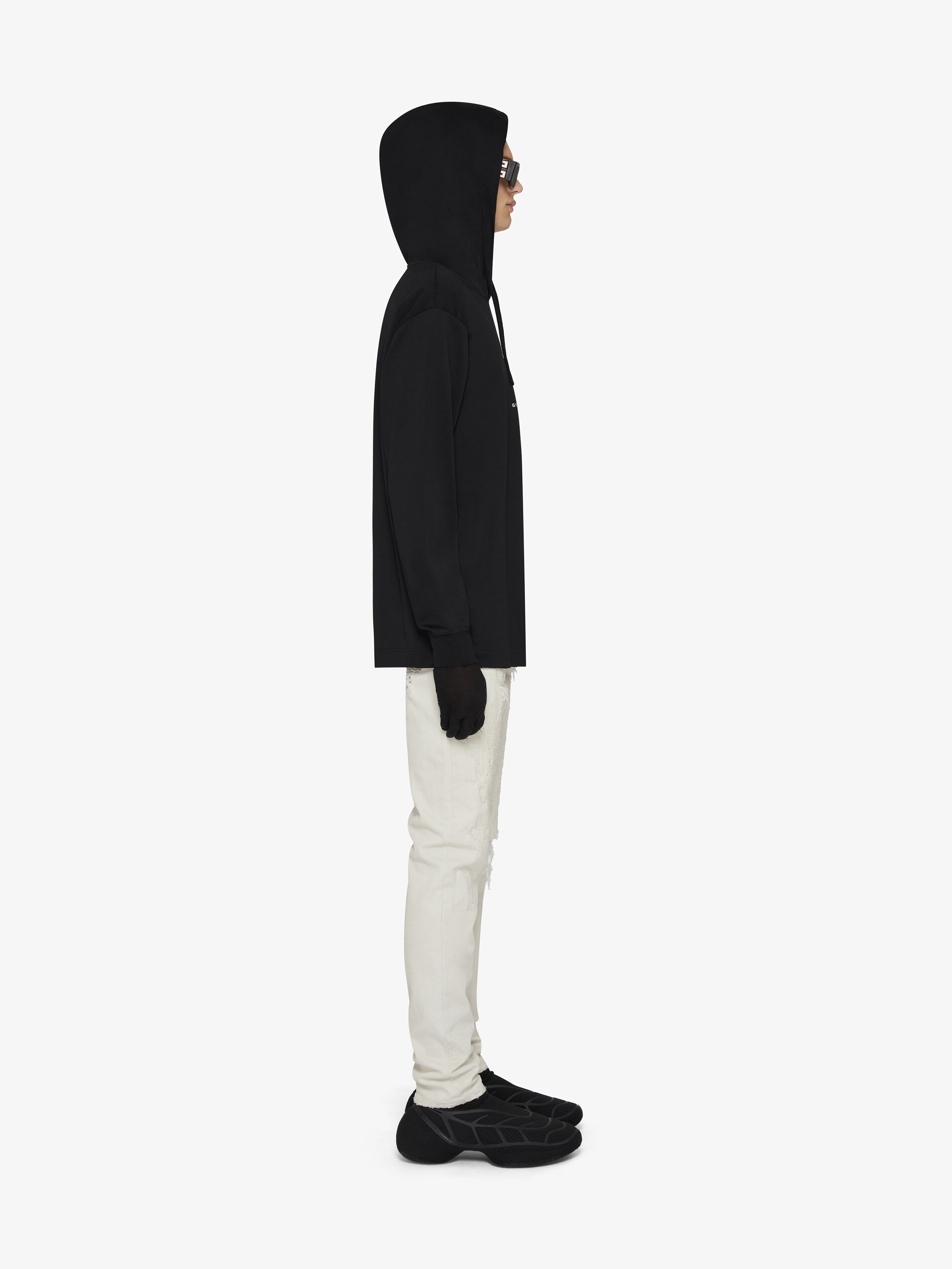 SLIM FIT JEANS IN DESTROYED DENIM - 3