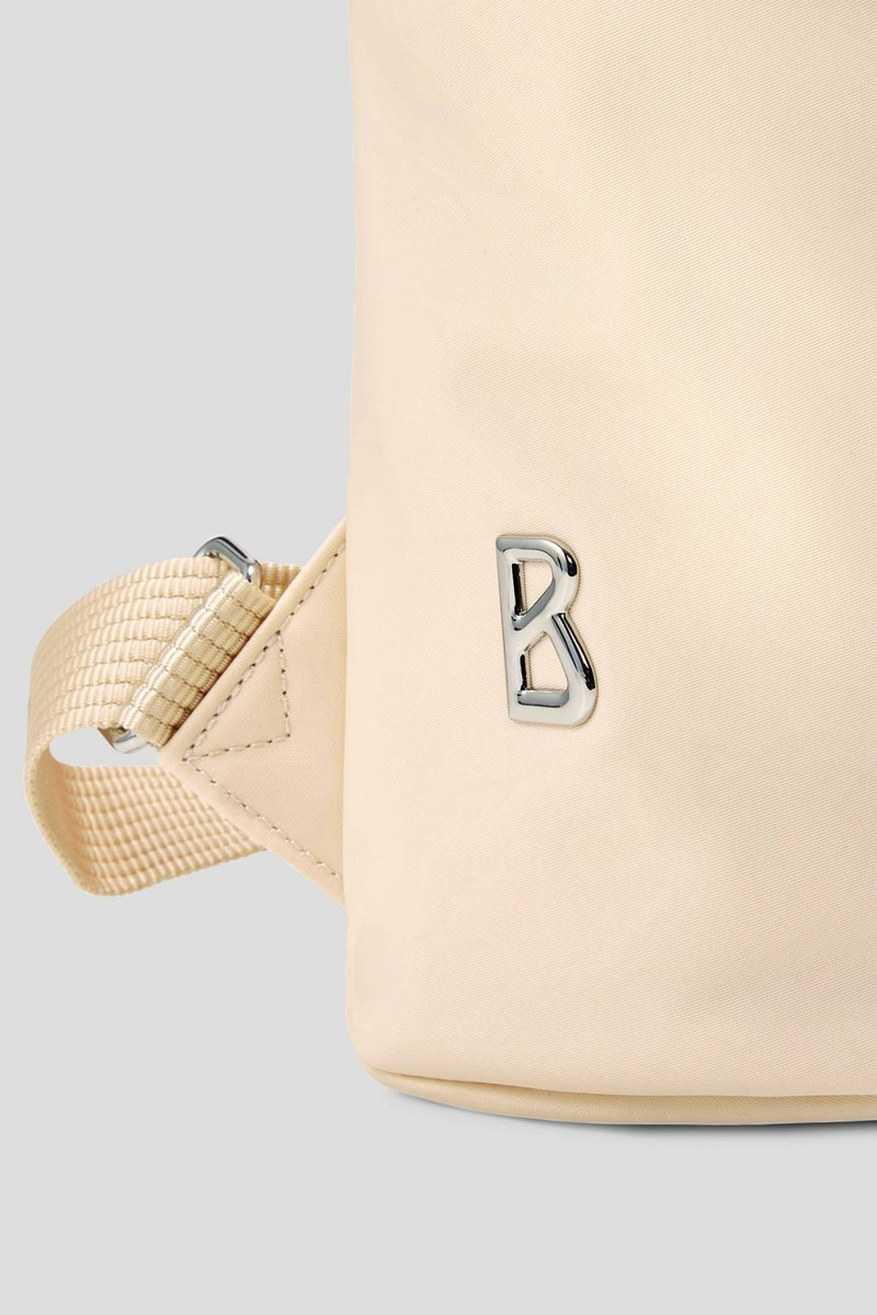 VERBIER PLAY DEBORA BACKPACK IN CREAM 5