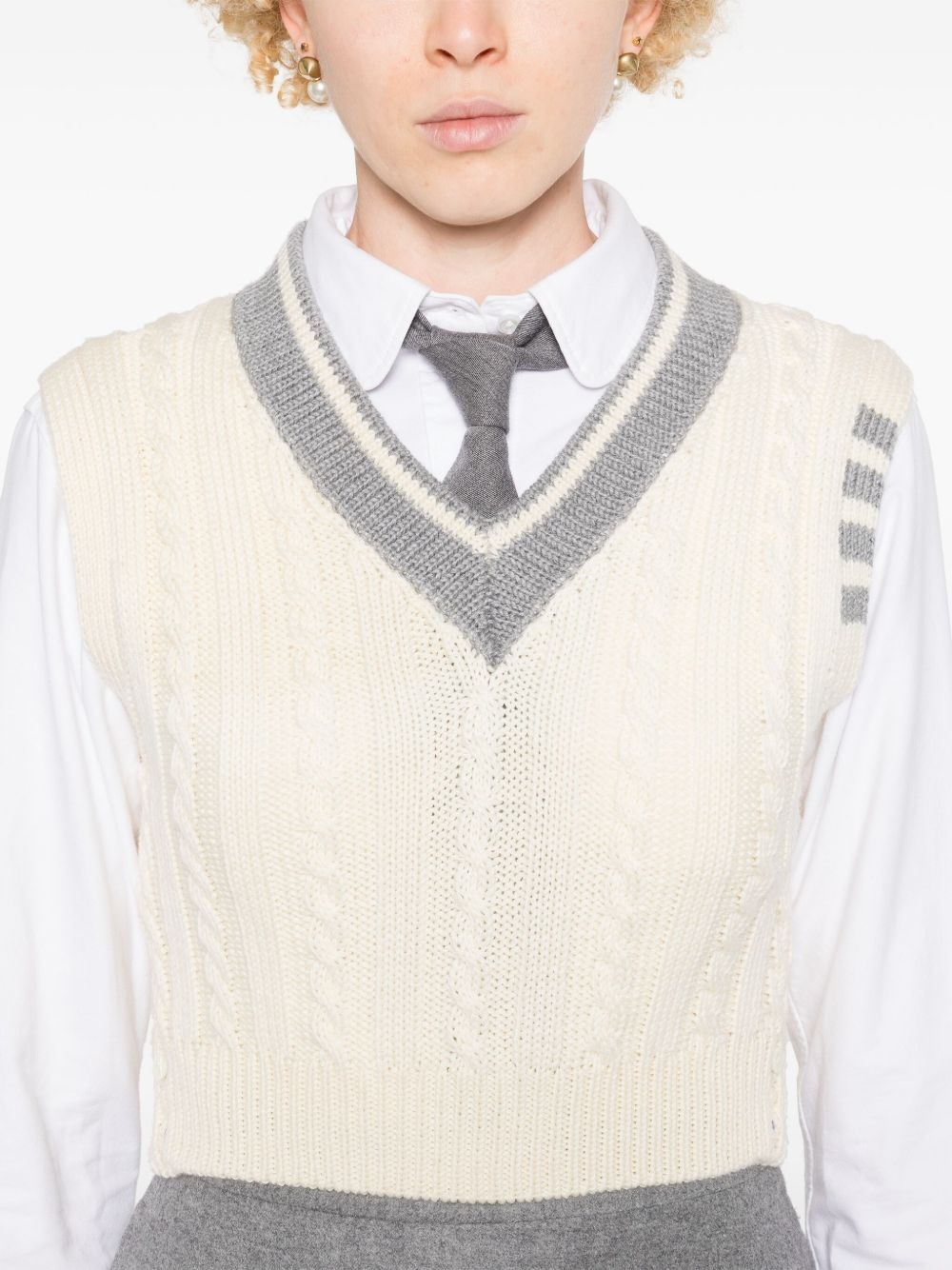 4-Bar cable-knit vest - 5