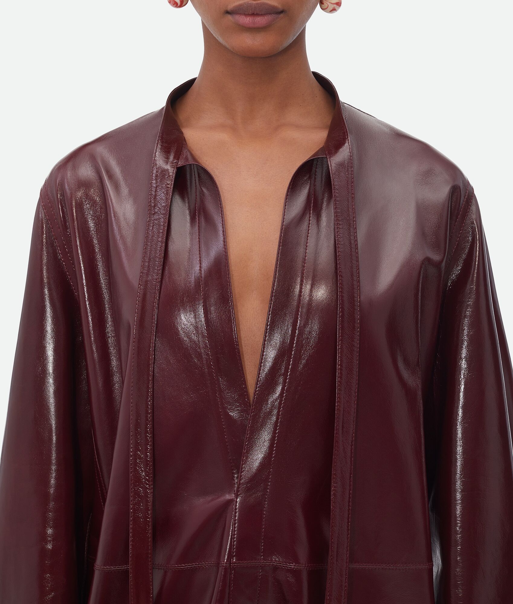 Shiny Leather Dress With Knot Detail - 6