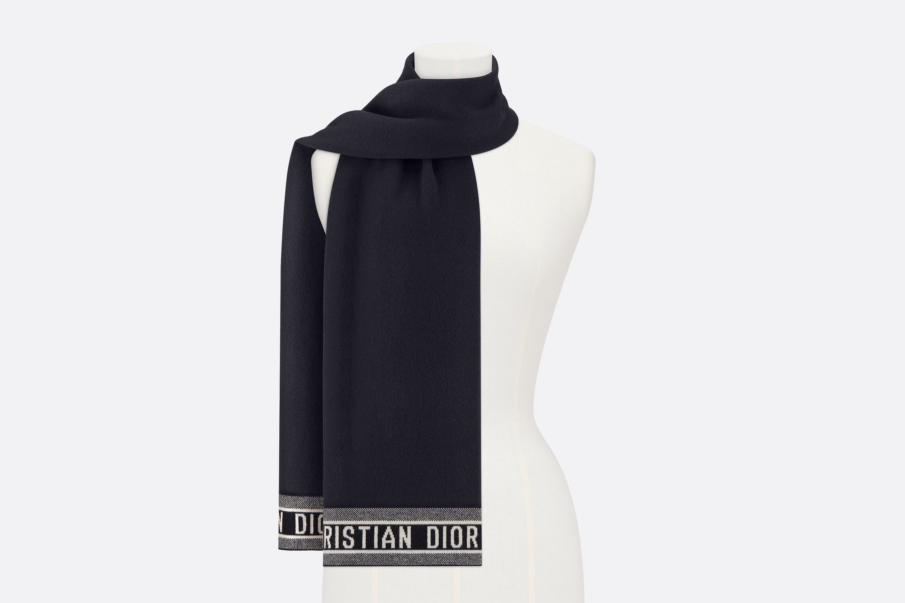 D-Classy Scarf - 1