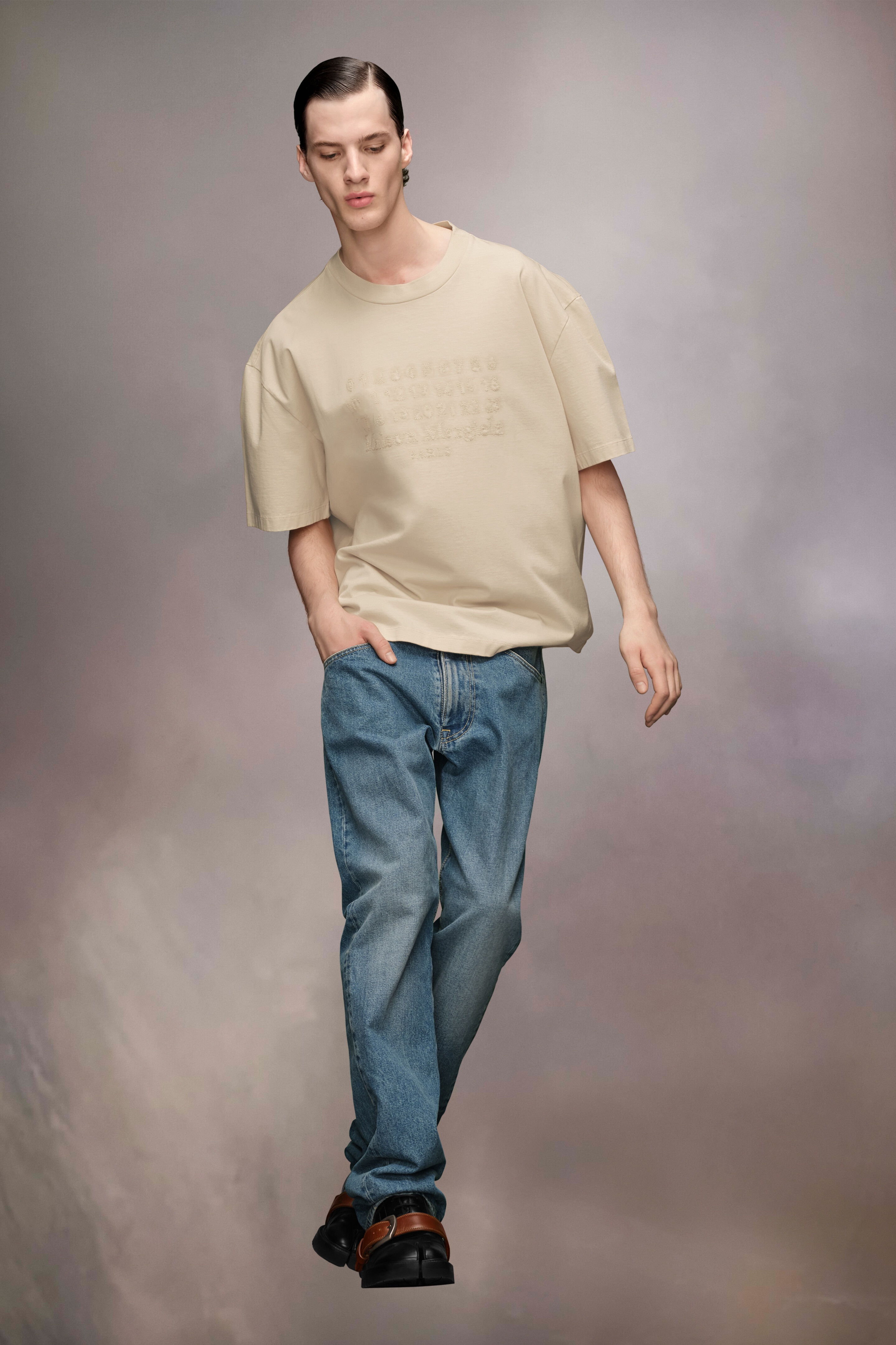 Embroidered Logo T-Shirt - 3