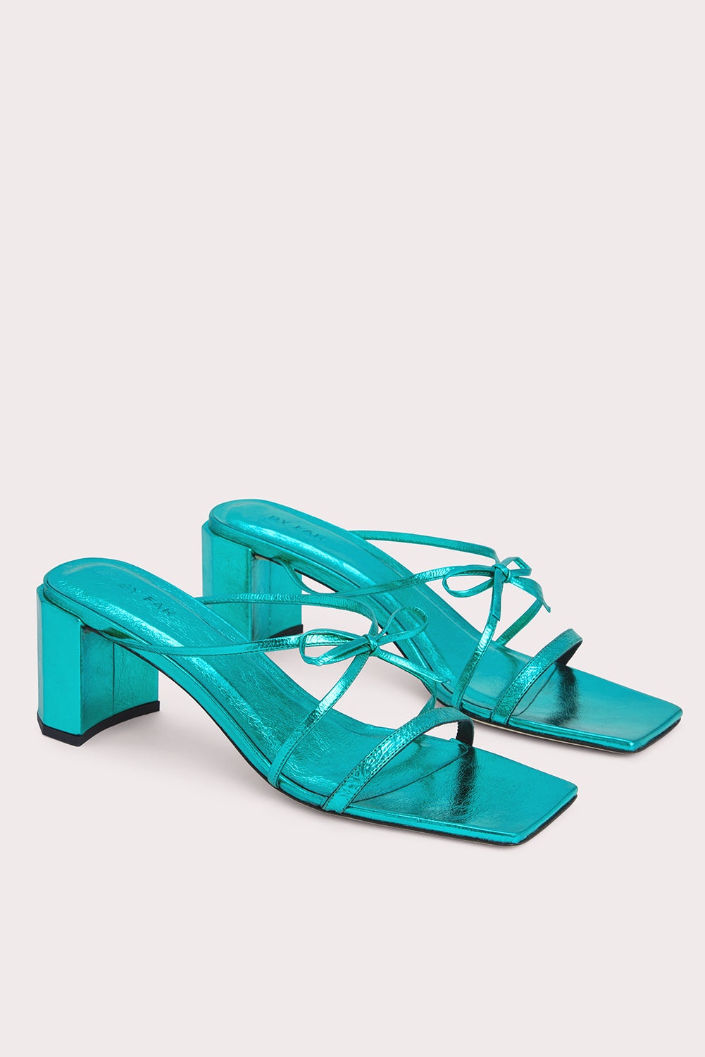 June Aquamarine Metallic Leather - 2