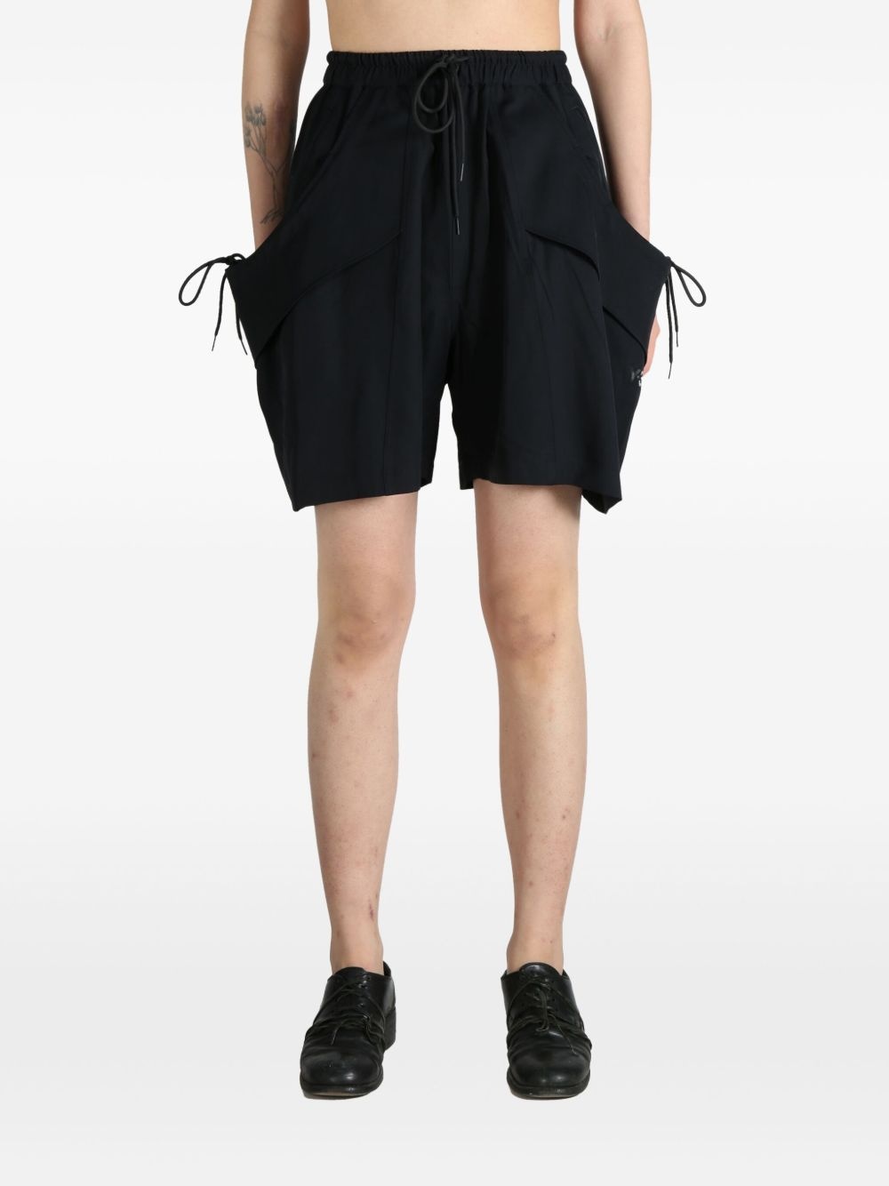 side-pockets shorts - 2