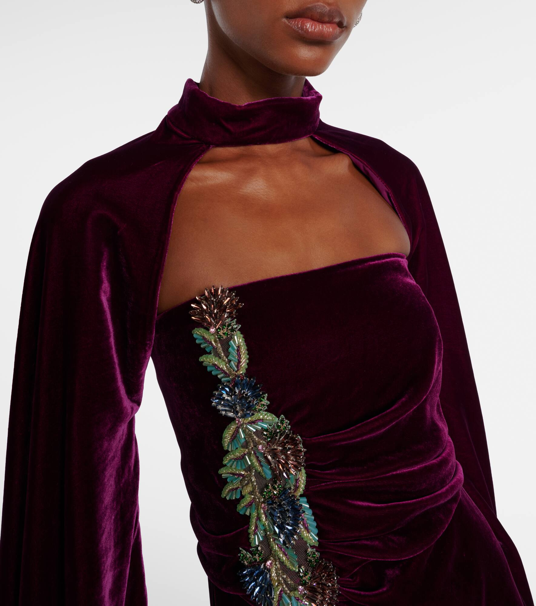 Embellished strapless gown - 4