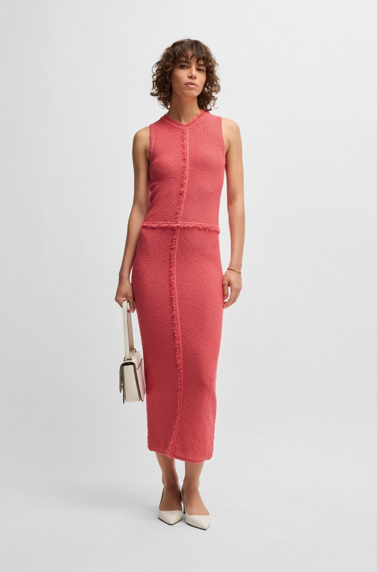 SLEEVELESS KNITTED DRESS WITH FRINGE TRIMS - 3