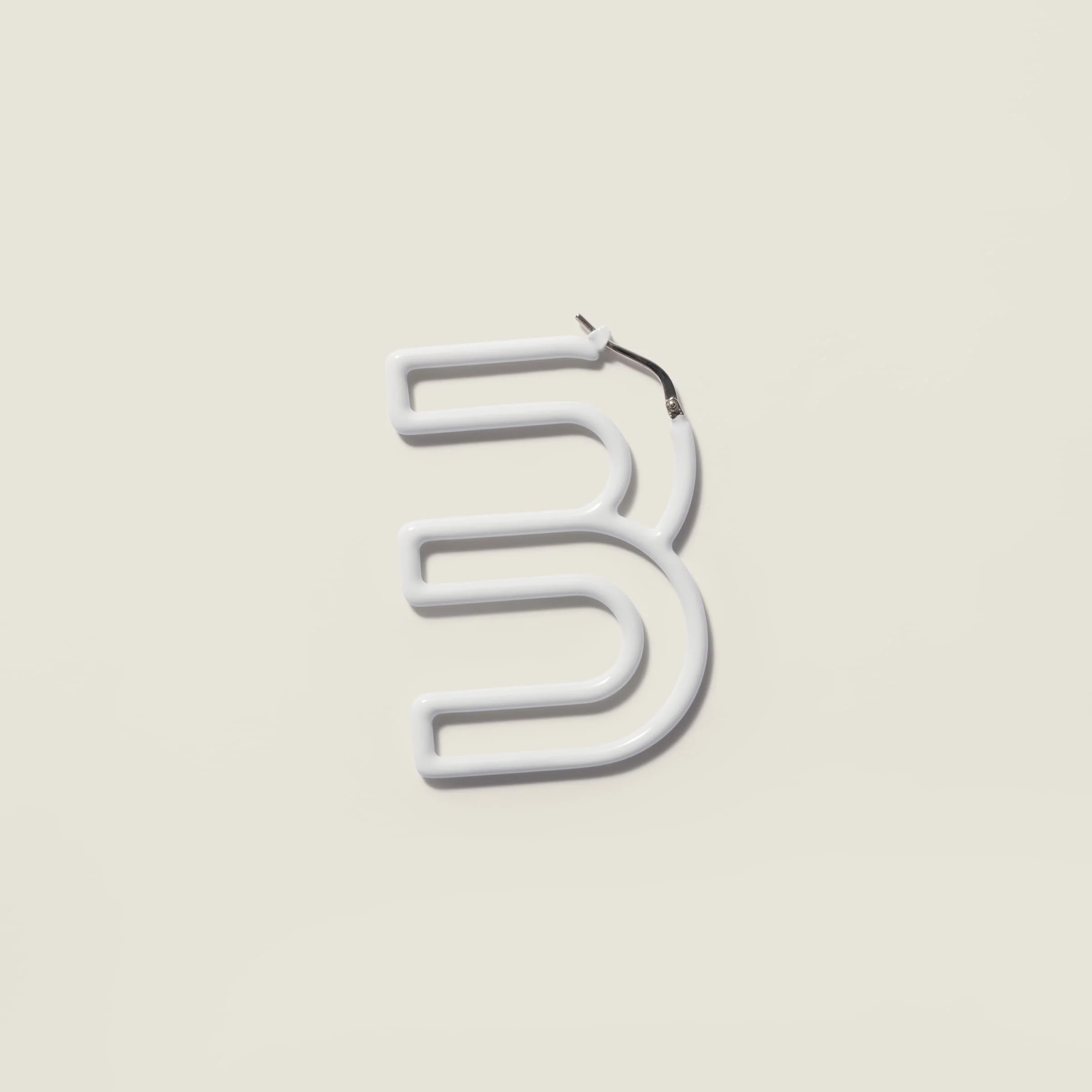 Single metal earring - 1