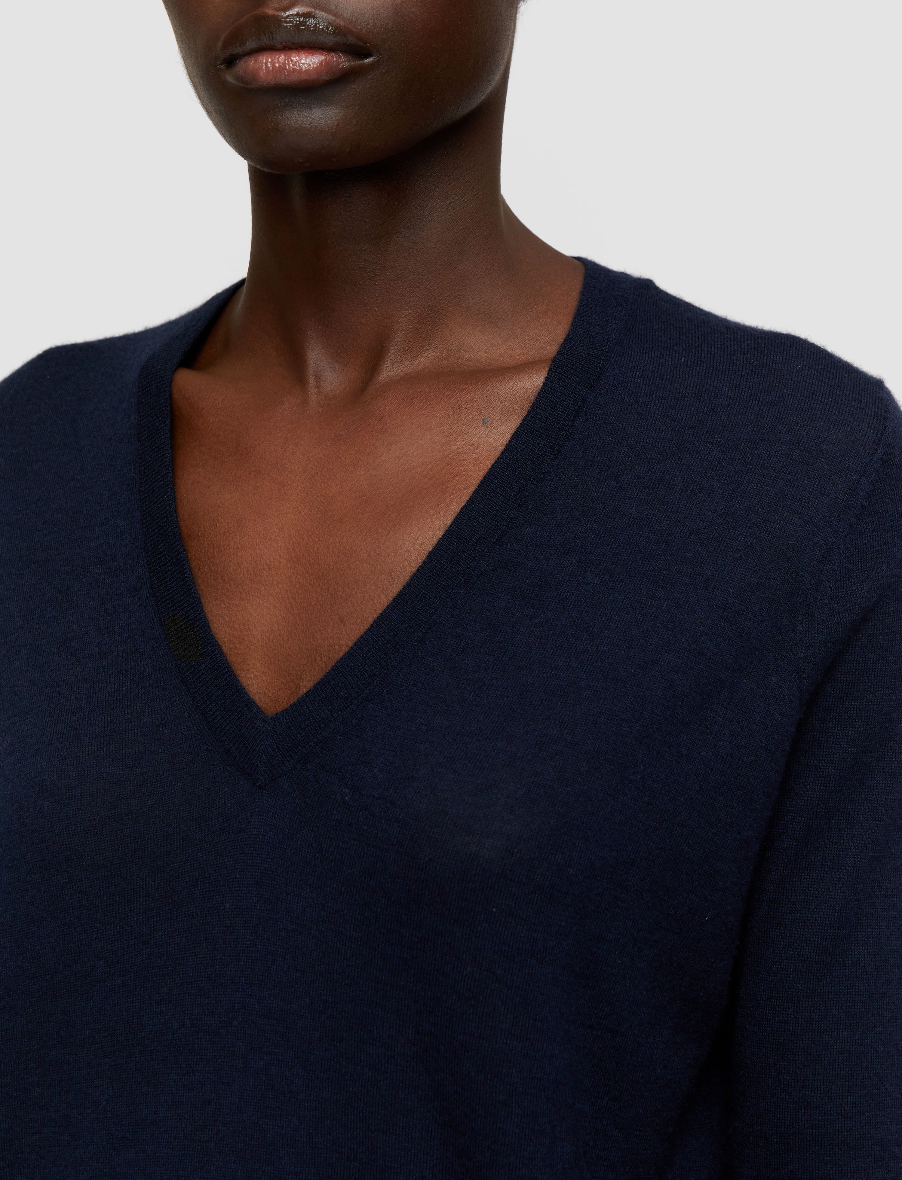 Cashair V Neck Jumper - 5