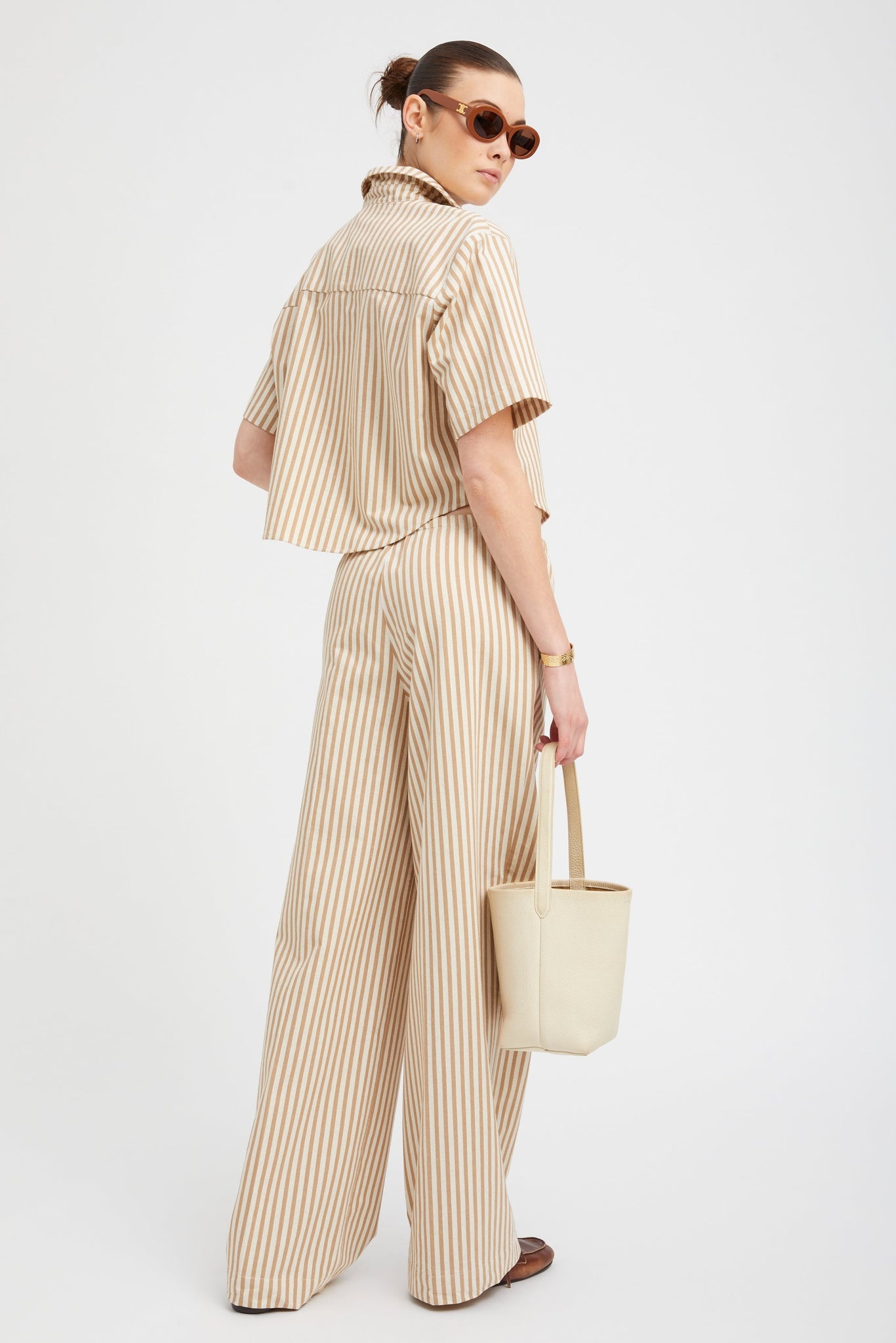 CAMEL STRIPED LINEN CROPPED HENLEY - 4
