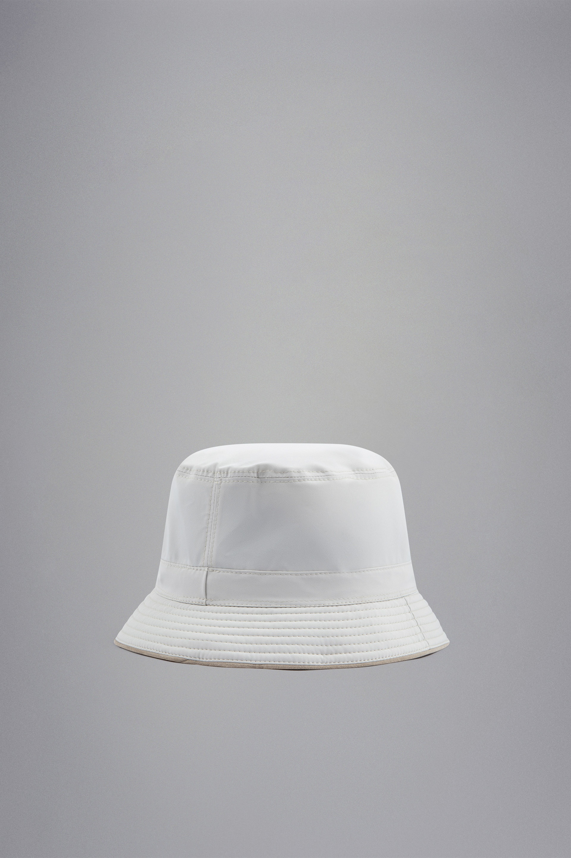 TYPHOON® BUCKET WITH ALCANTARA® DETAILS - 3