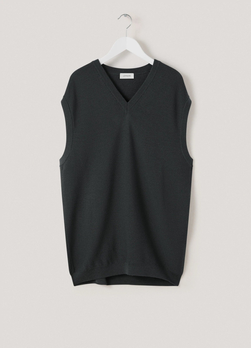 V-NECK VEST
MERINO BLEND 1