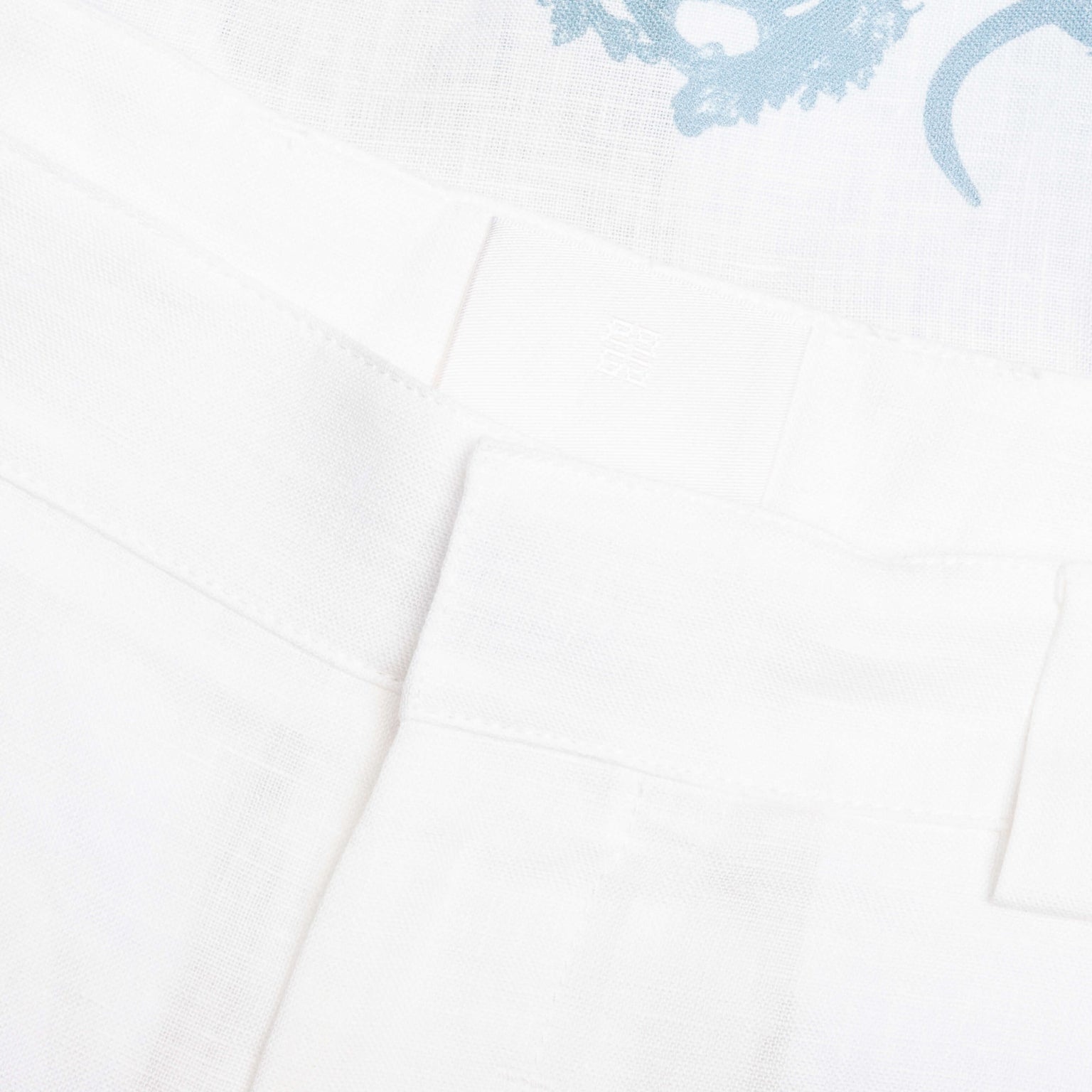 LINEN BERMUDA HAWAIIAN SHORTS WITH HUBERT OBJECTS PRINT - BLUE/WHITE - 3