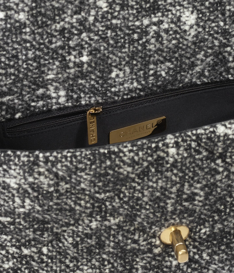 CHANEL CHANEL 19 Large Handbag outlook