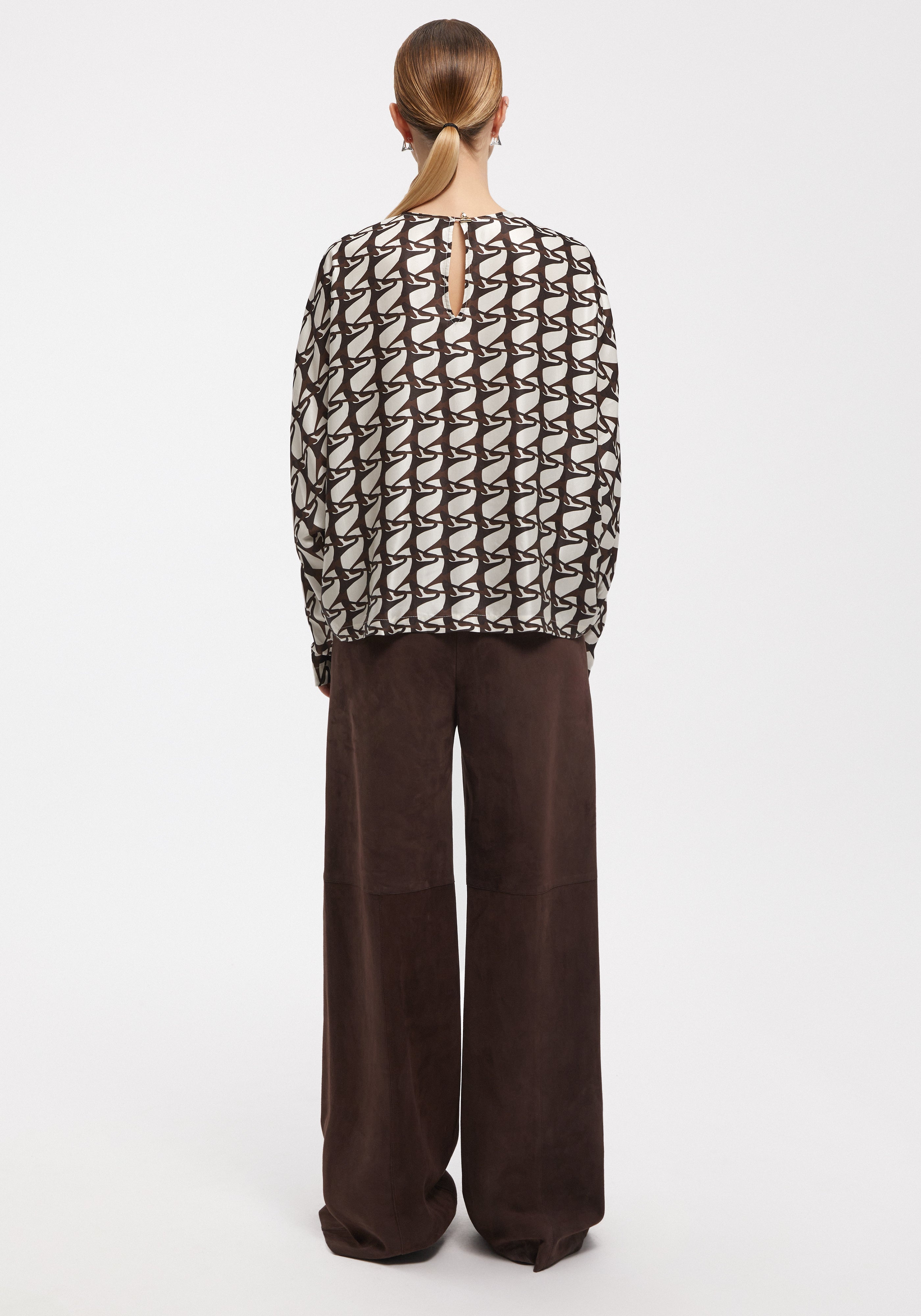 WHARF
Wide-leg suede pants - 3