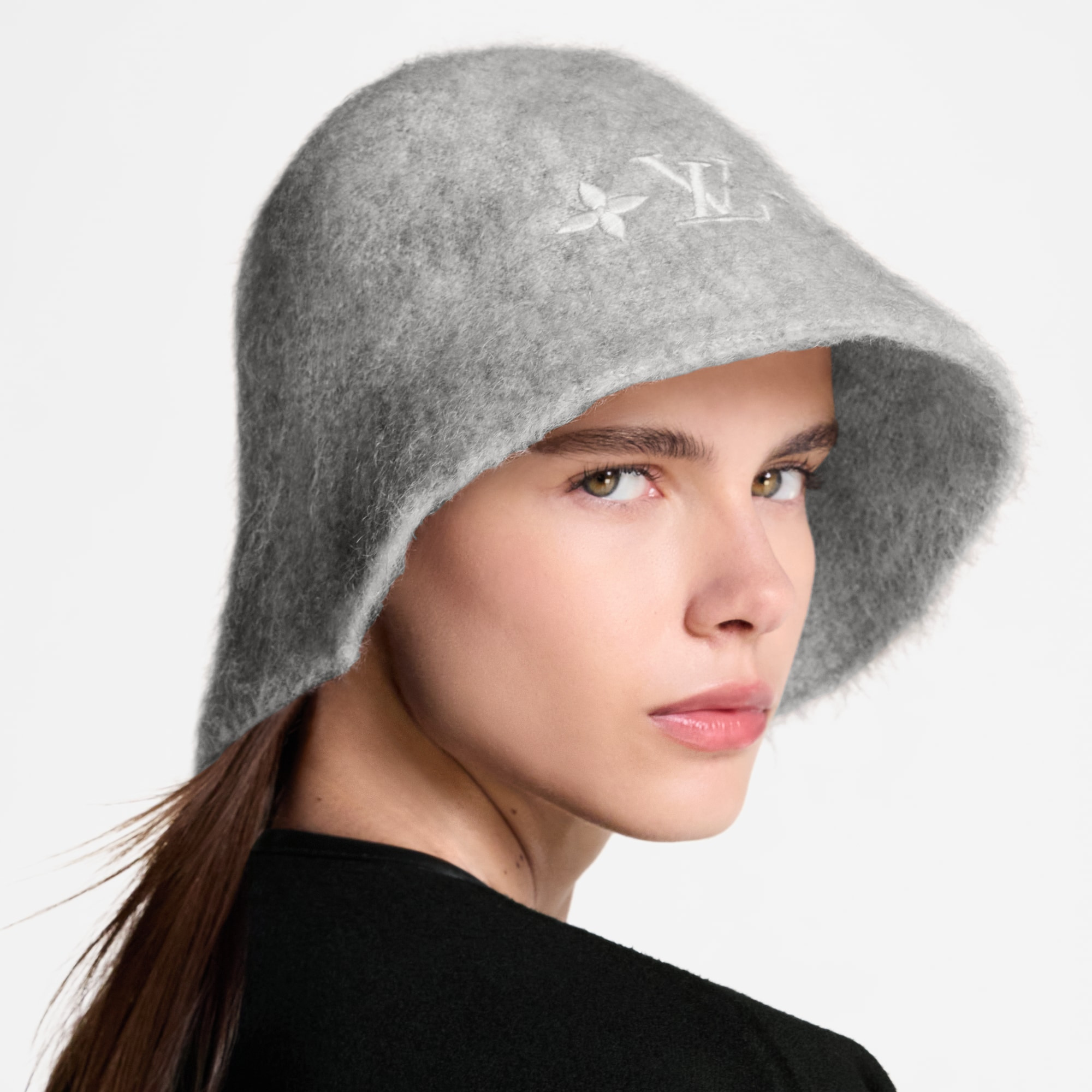 LV Fluffy Hat - 5