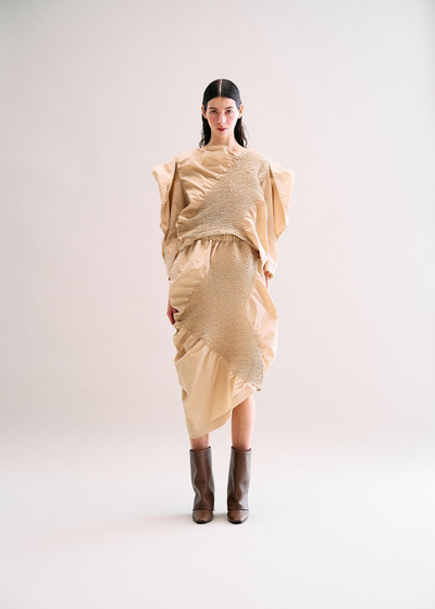 ISSEY MIYAKE CONTRACTION SKIRT outlook