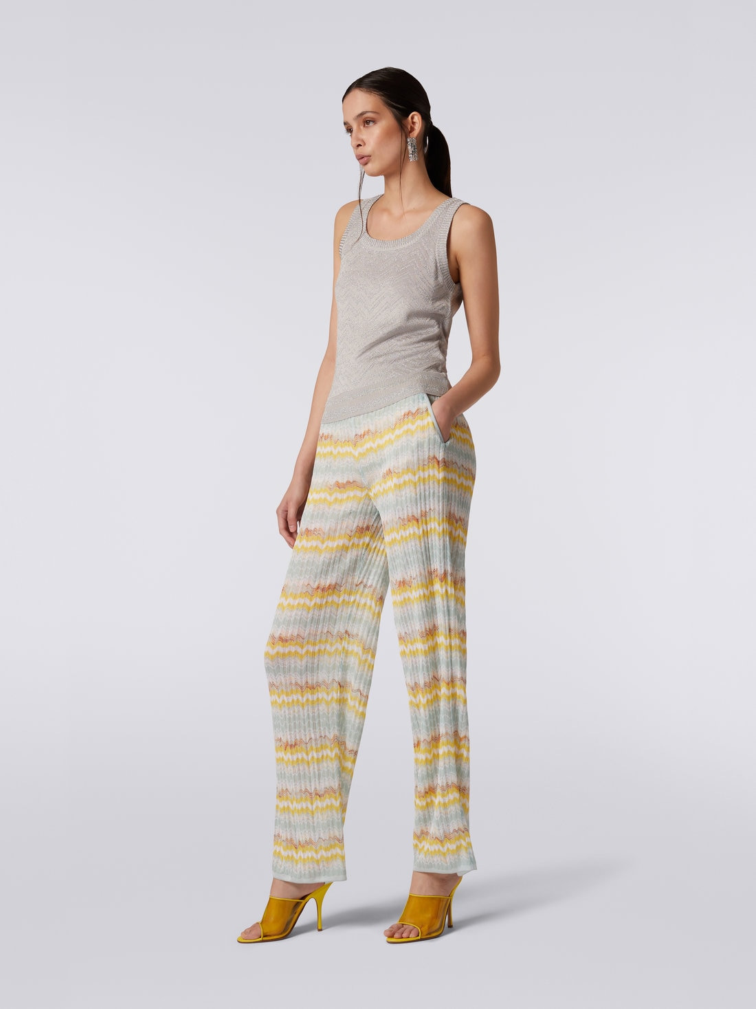 Viscose blend tank top with tone-on-tone chevron and lamé - 3