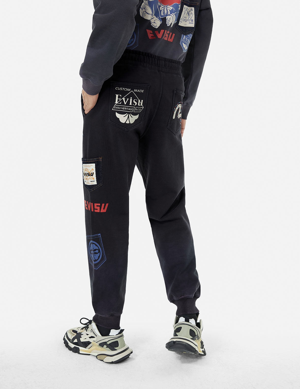 Washed Multi-pocket and Logos Print Straight Fit Sweatpants - 5