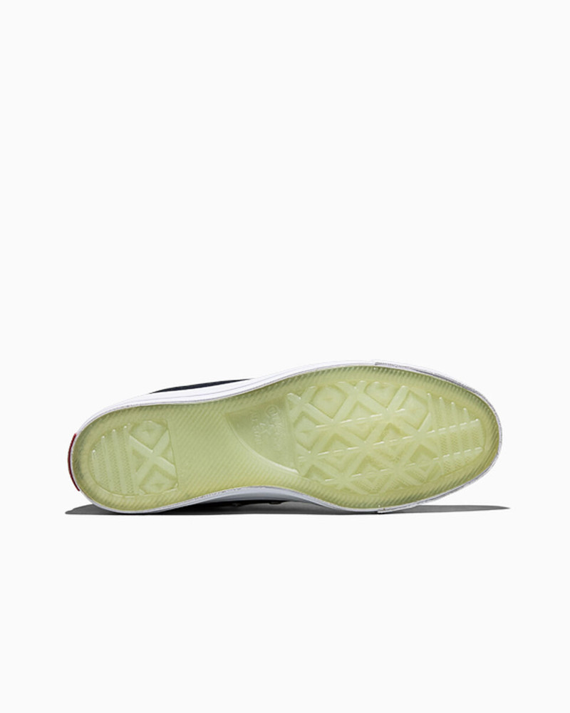 Converse x Coca-Cola Chuck Taylor All Star 3
