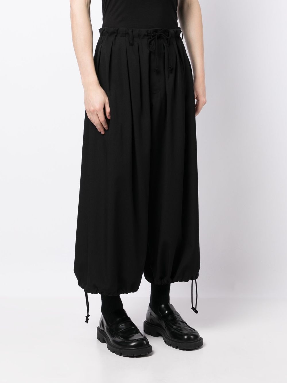 wide-leg cropped wool trousers - 3