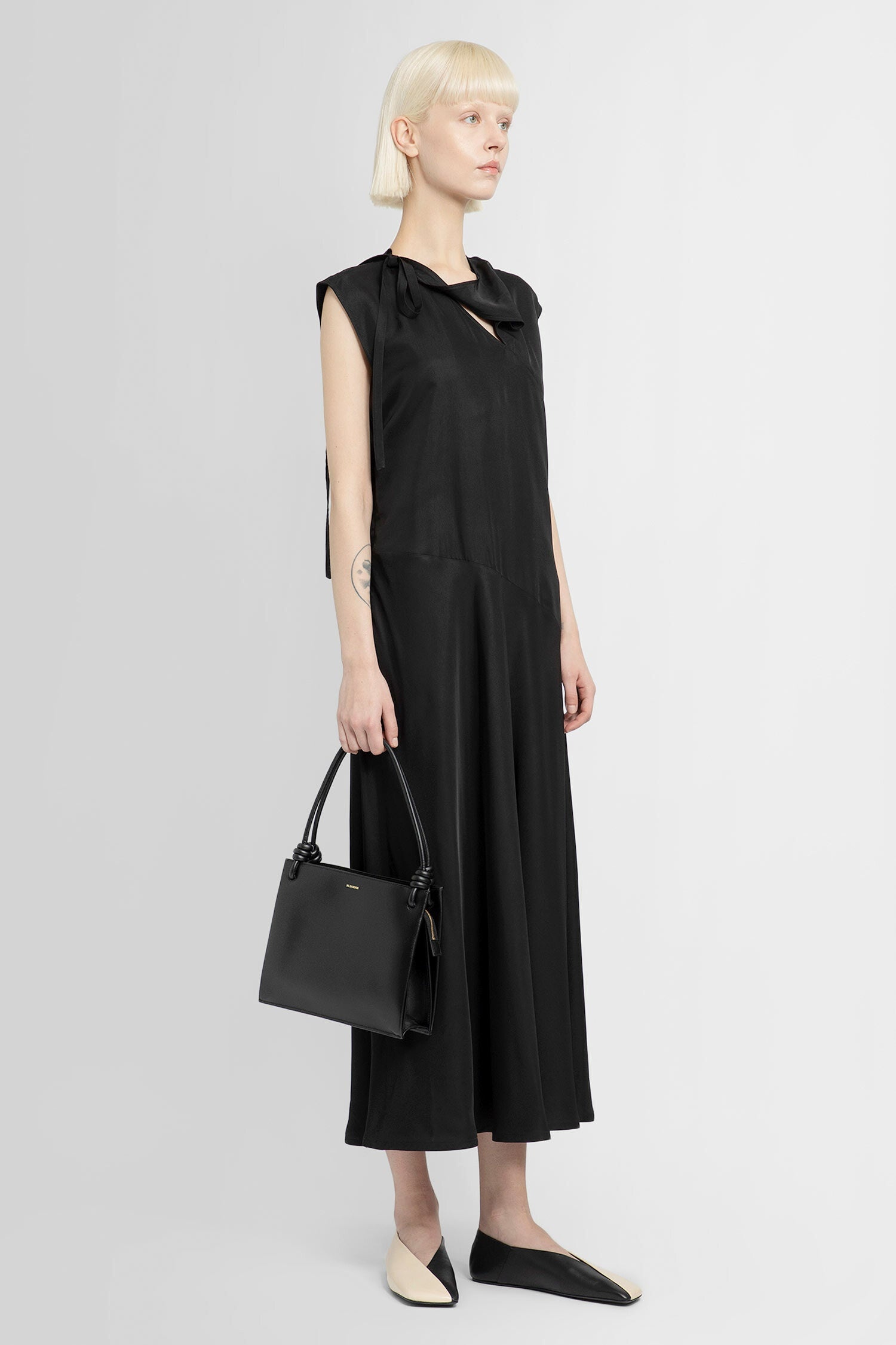 JIL SANDER WOMAN BLACK DRESSES - 2