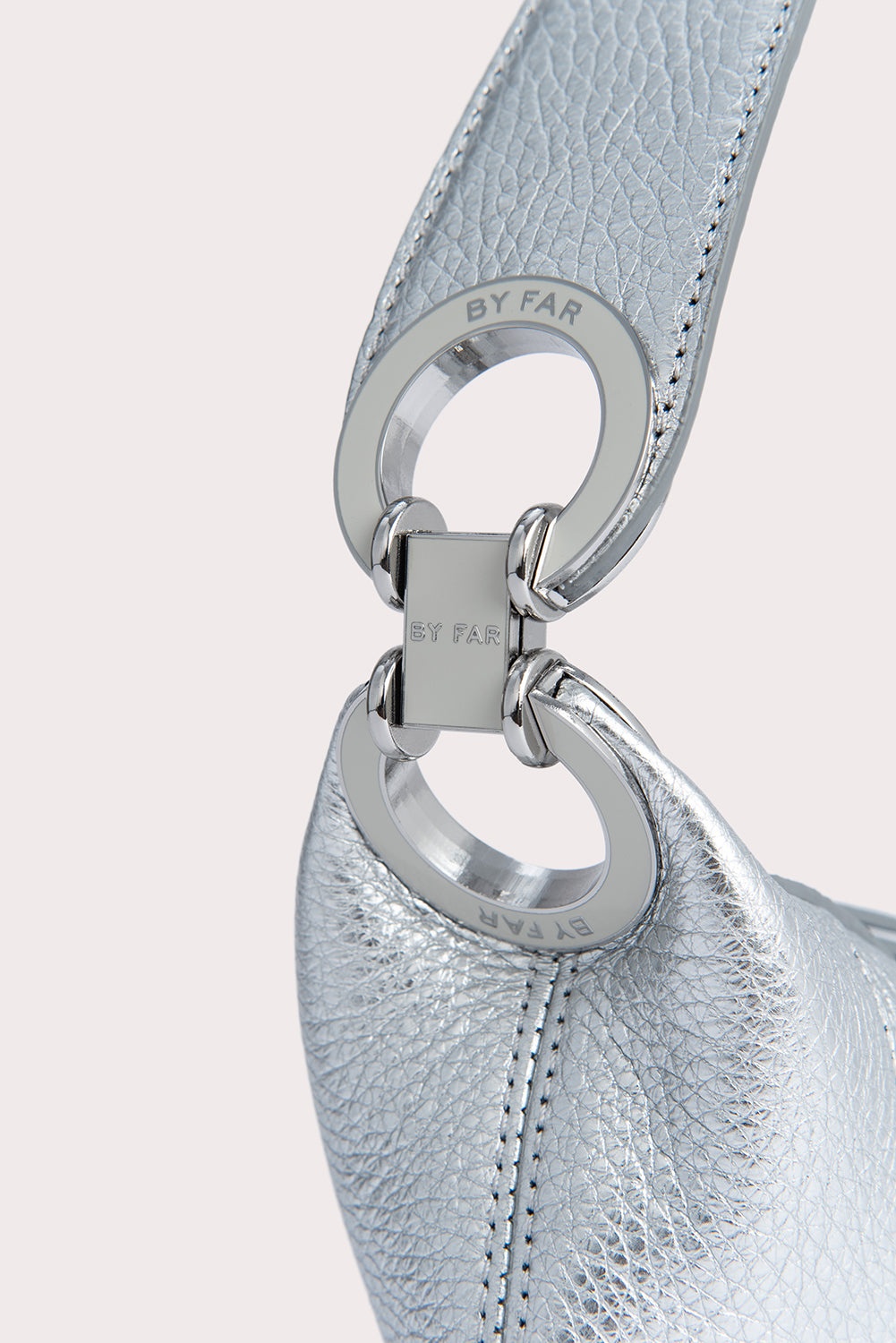 Mini Amira Silver Flat Grain Leather - 4