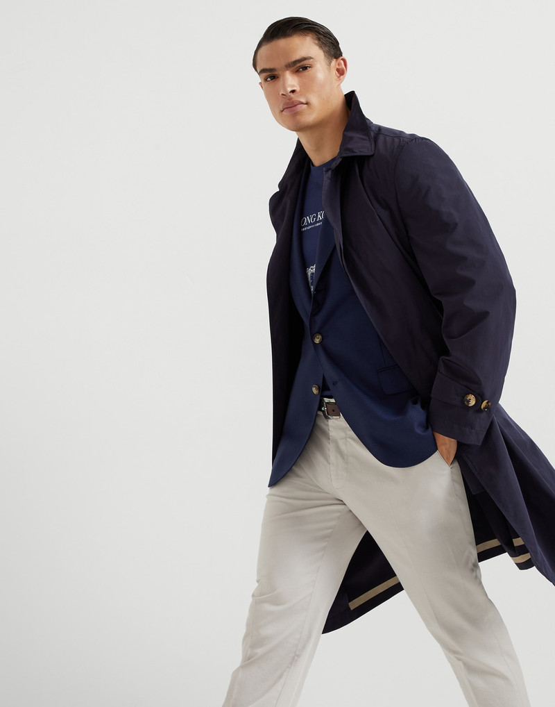 Water-resistant microfiber unlined trench with heat-bonded seams 4