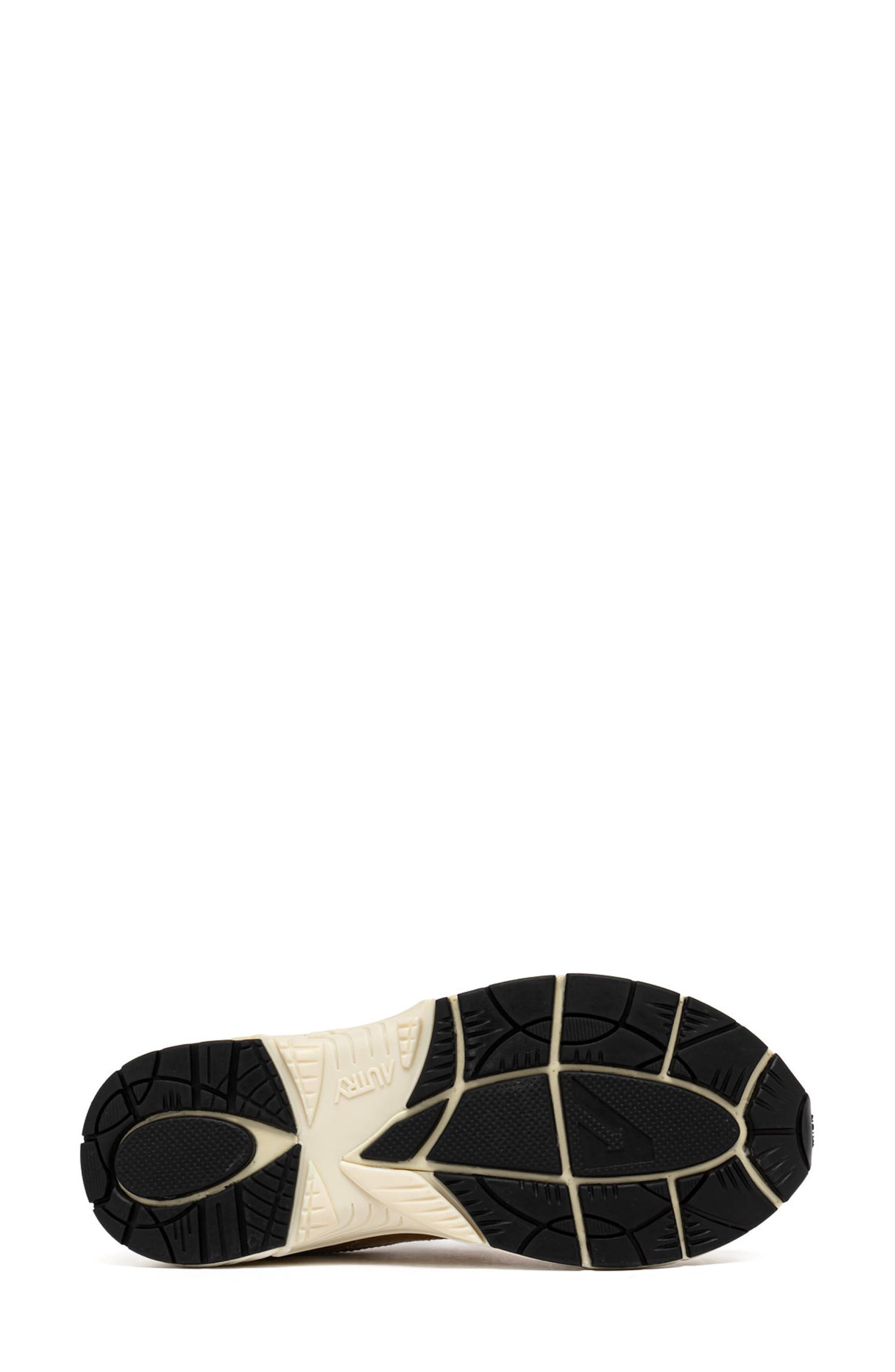 AUTRY Hyperway Low Sneaker in Sand at Nordstrom - 5