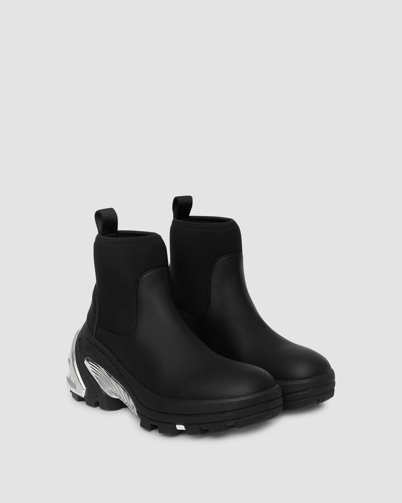 MID BOOT WITH VIBRAM SOLE 2