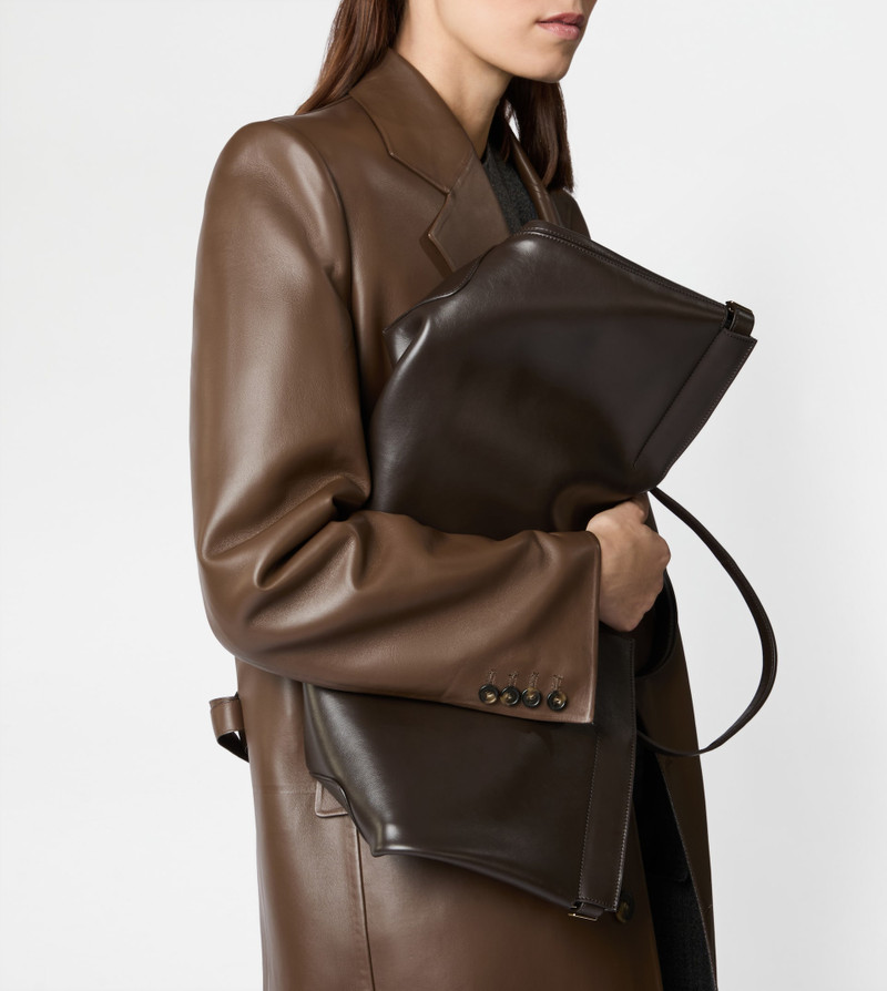 Tod's TOD'S DI FOLIO IN LEATHER MEDIUM - BROWN outlook