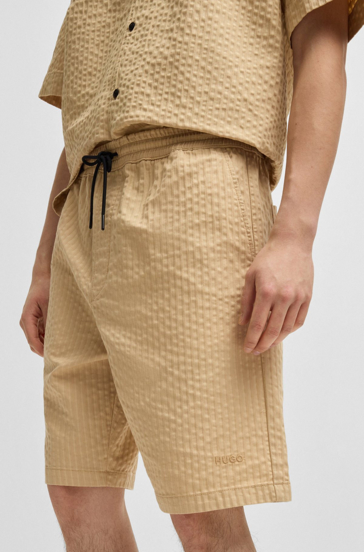 RELAXED-FIT SHORTS IN COTTON SEERSUCKER - 5