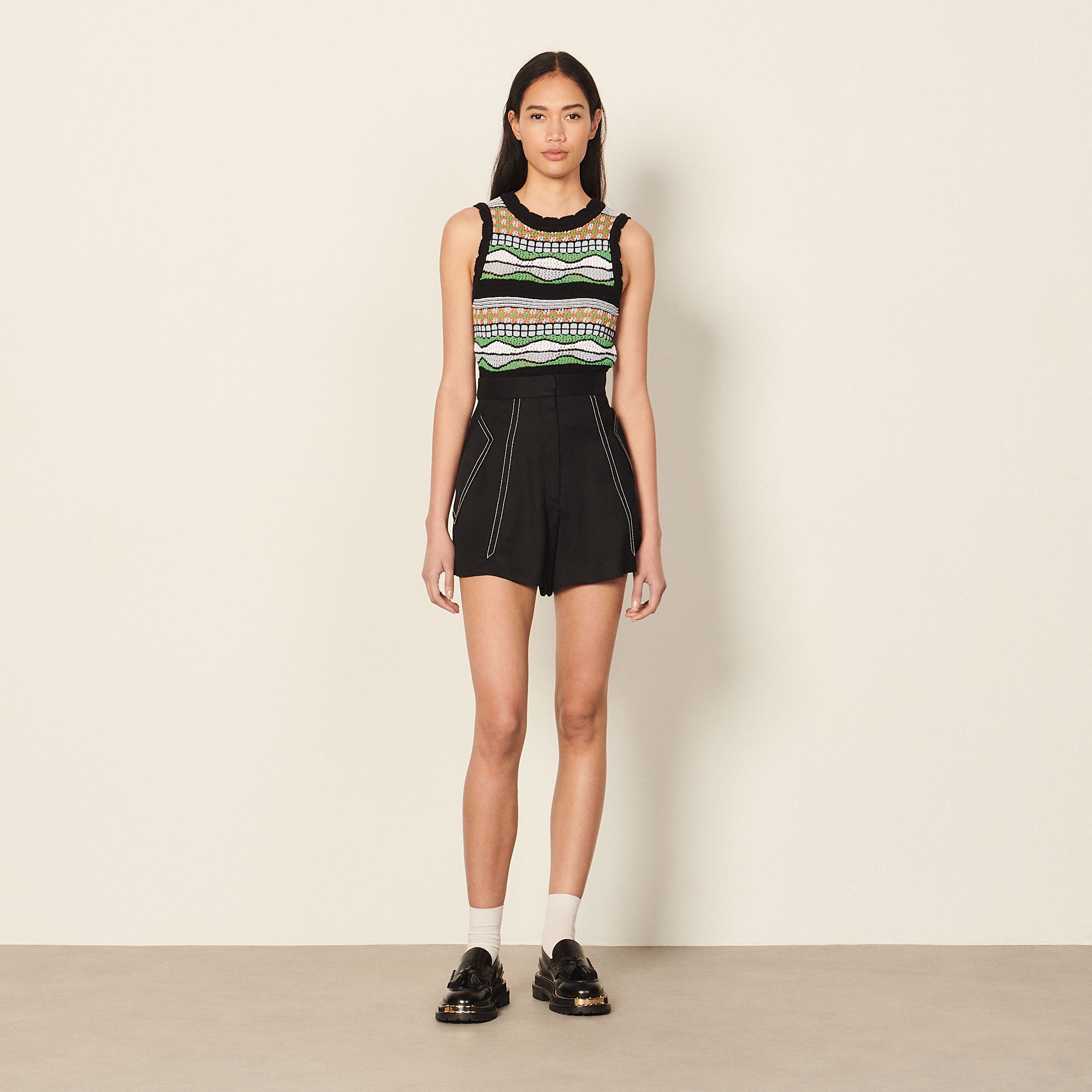 Shorts with topstitching - 6