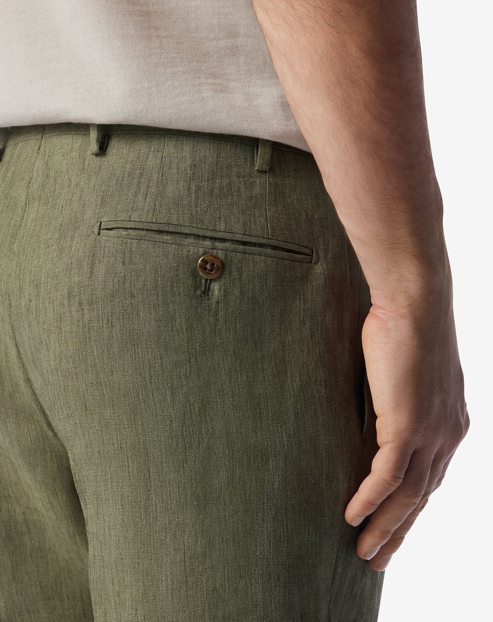 Single-dart green trousers made from pure linen chambray - 5