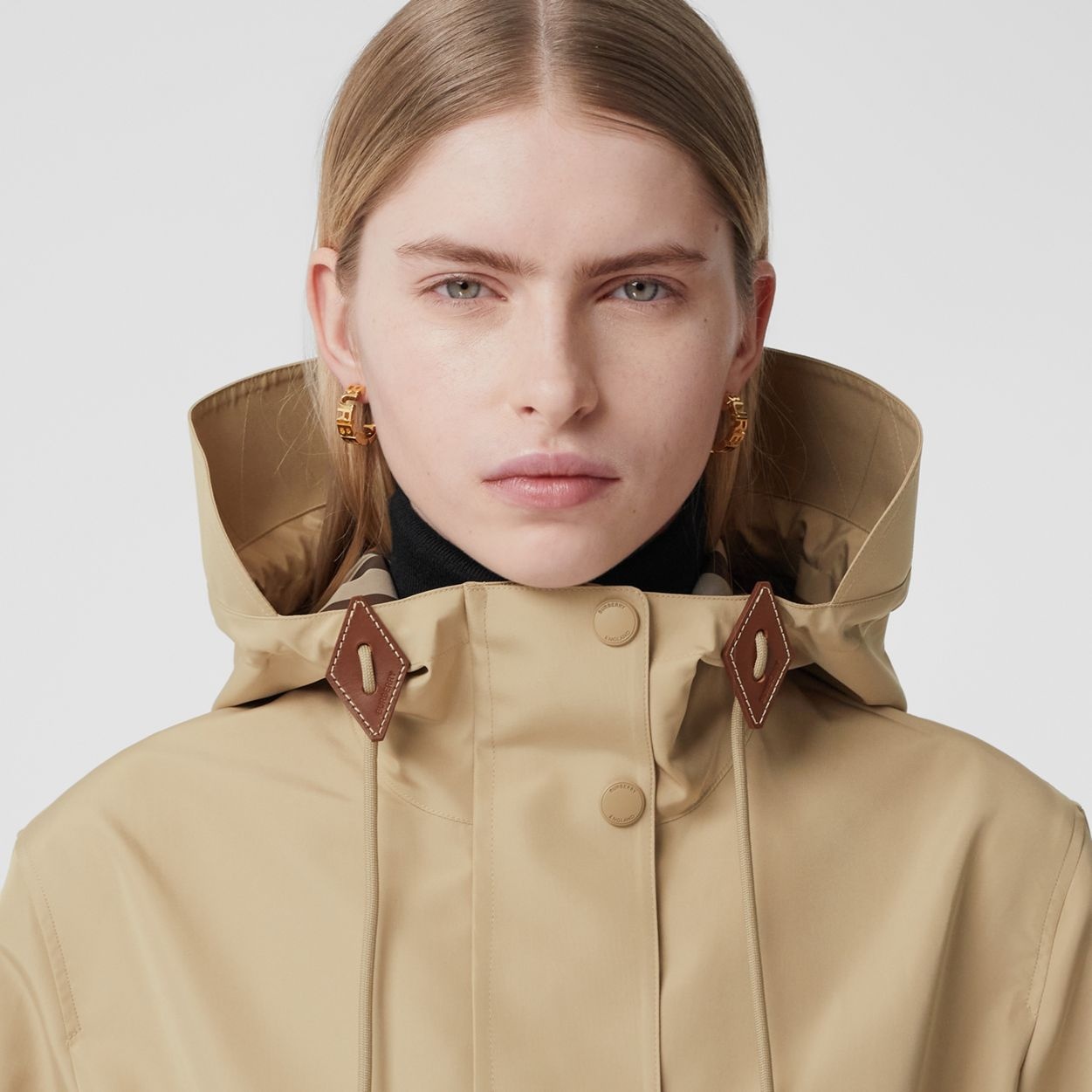 Lightweight Hooded Jacket - 2