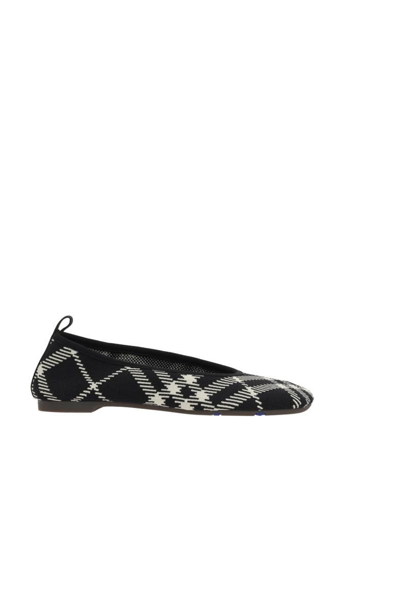 Burberry Flat Shoes - 2