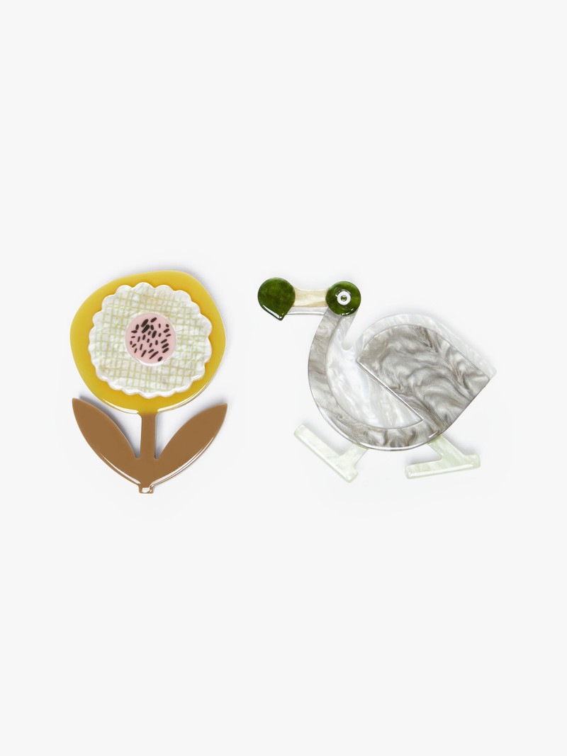 TALLERO Set of 2 resin brooches 1