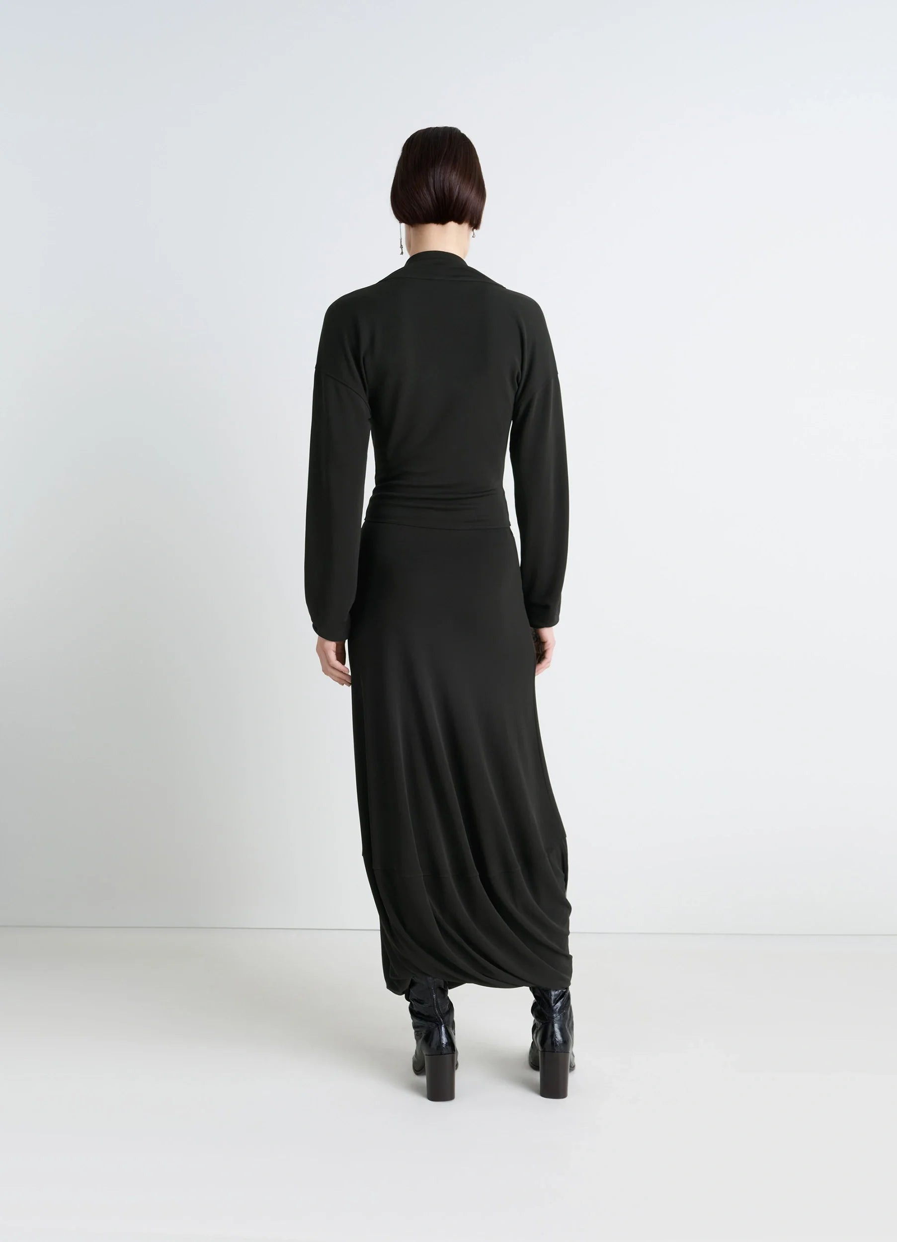 V-NECK DRESS - 5