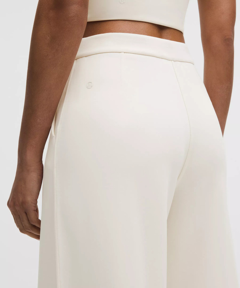 Softstreme Pintuck High-Rise Wide-Leg Pant *Regular 6