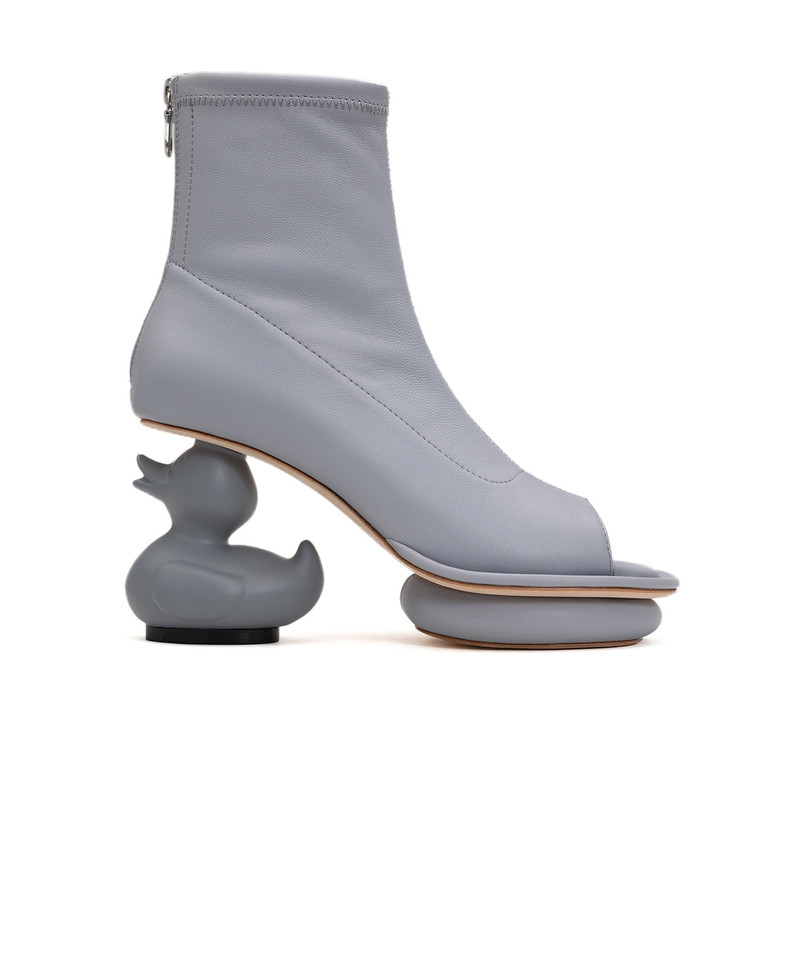 Duck Heel Boots 4
