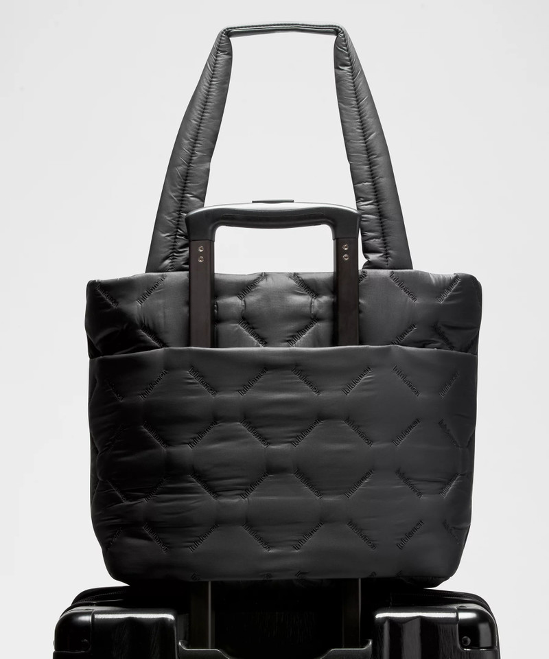 Quilty Pleasures Tote Bag *Medium 12L 6