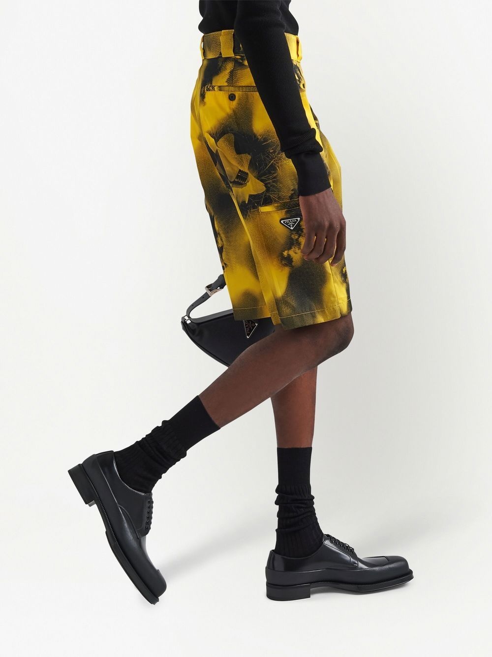 graphic-print bermuda shorts - 3