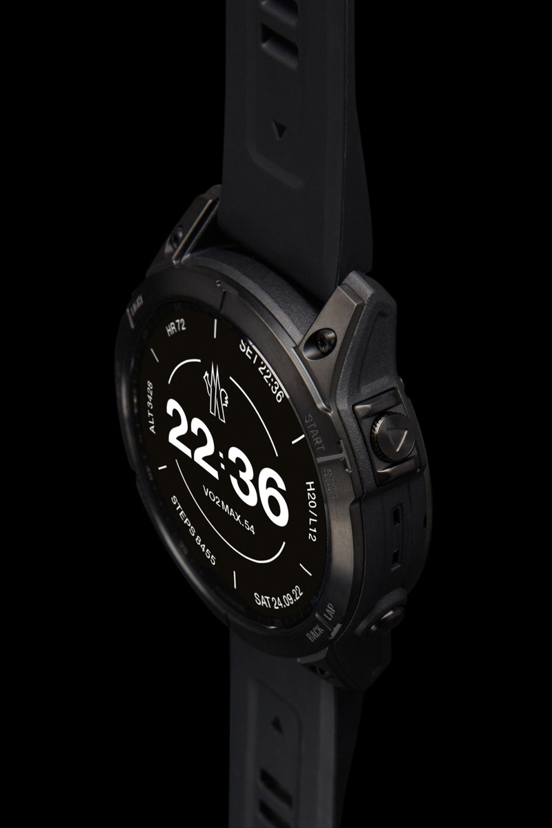 Fēnix® 7 Sapphire Solar Edition Watch 3