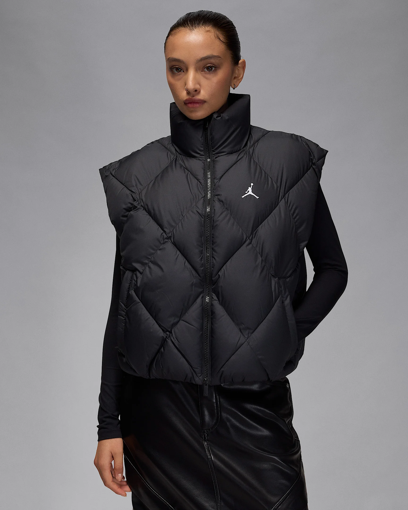 Jordan Brooklyn Women's Therma-FIT Quilted Puffer Vest - 1