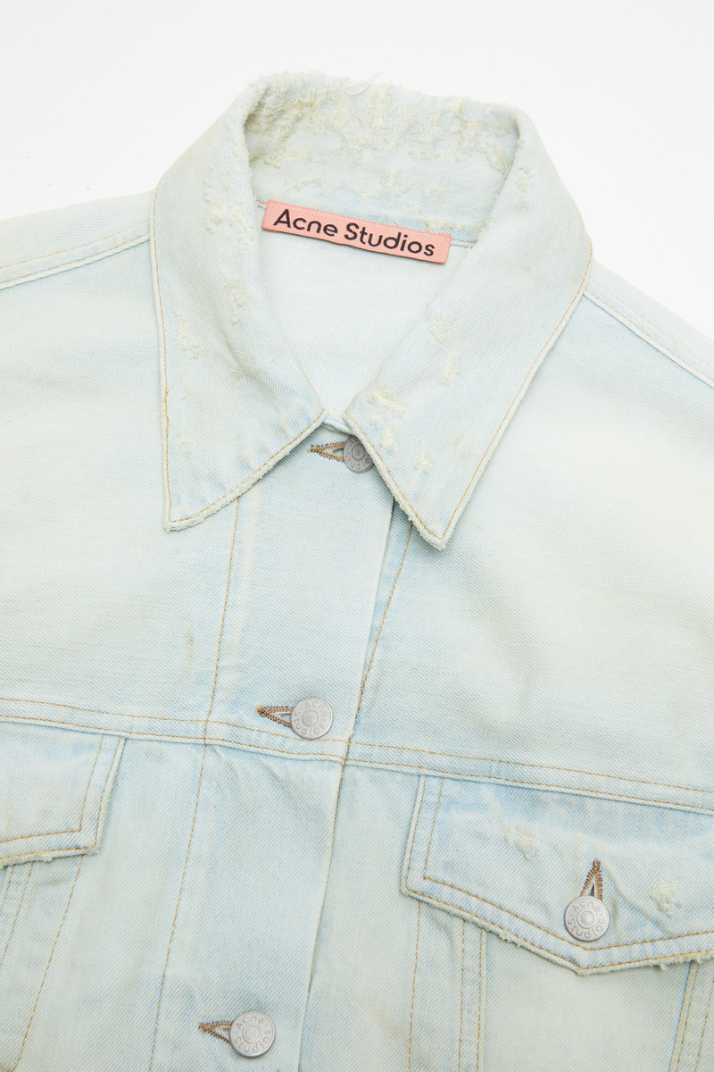 Denim jacket - Relaxed cropped fit - Light blue/white 5