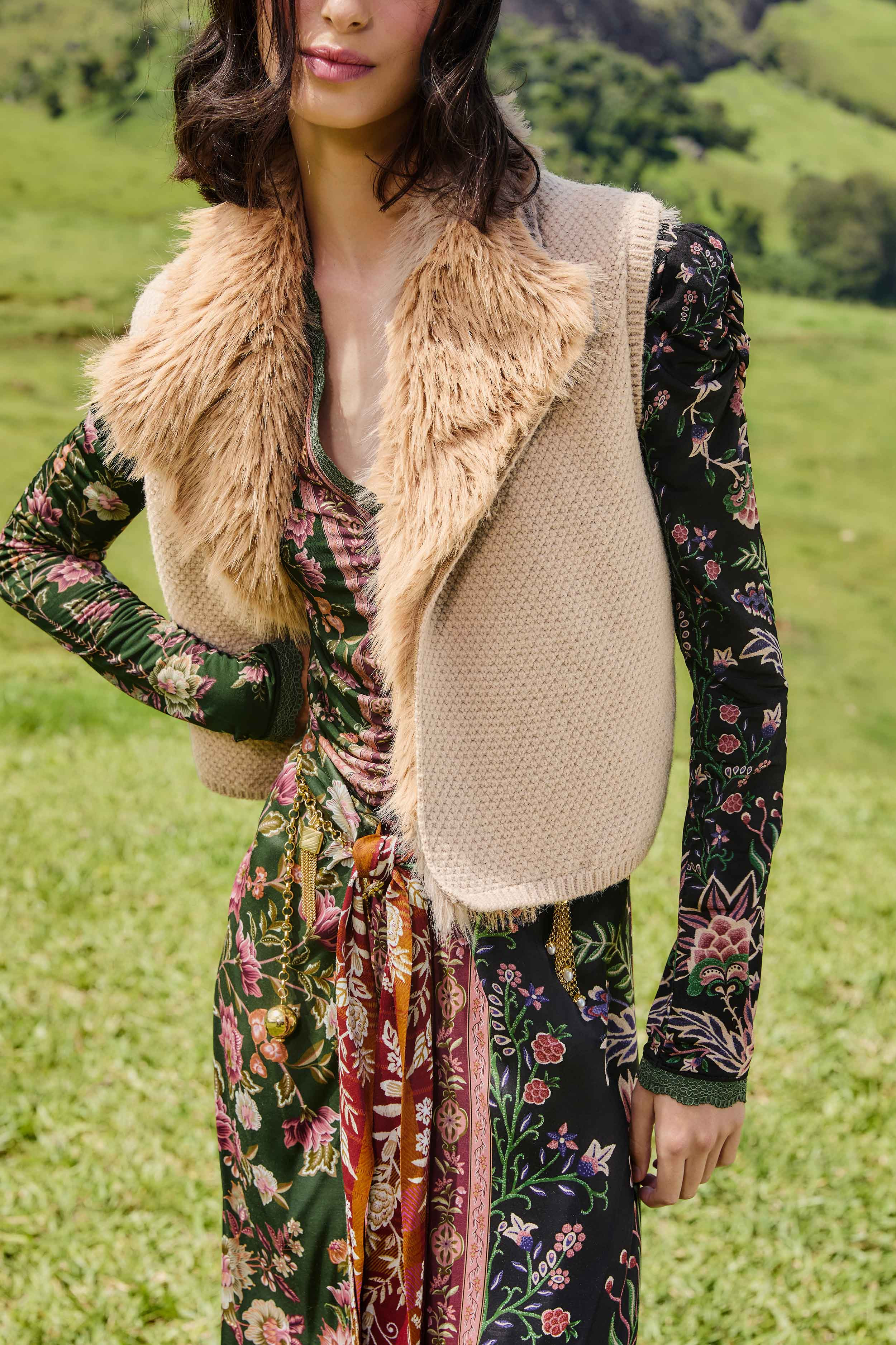 Beige Fur Sleeveless Knit Vest - 3