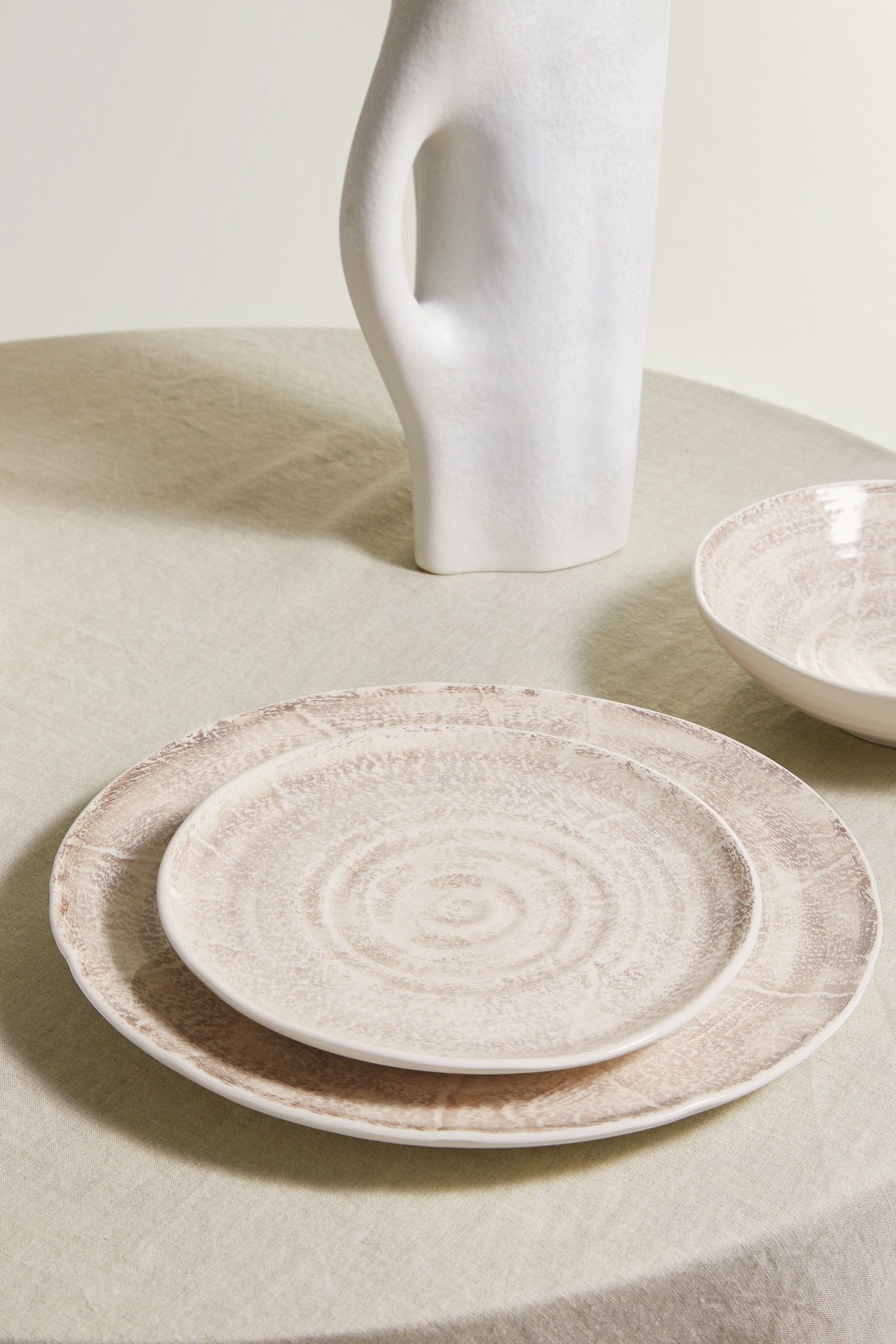 Set of two glazed ceramic plates - 2