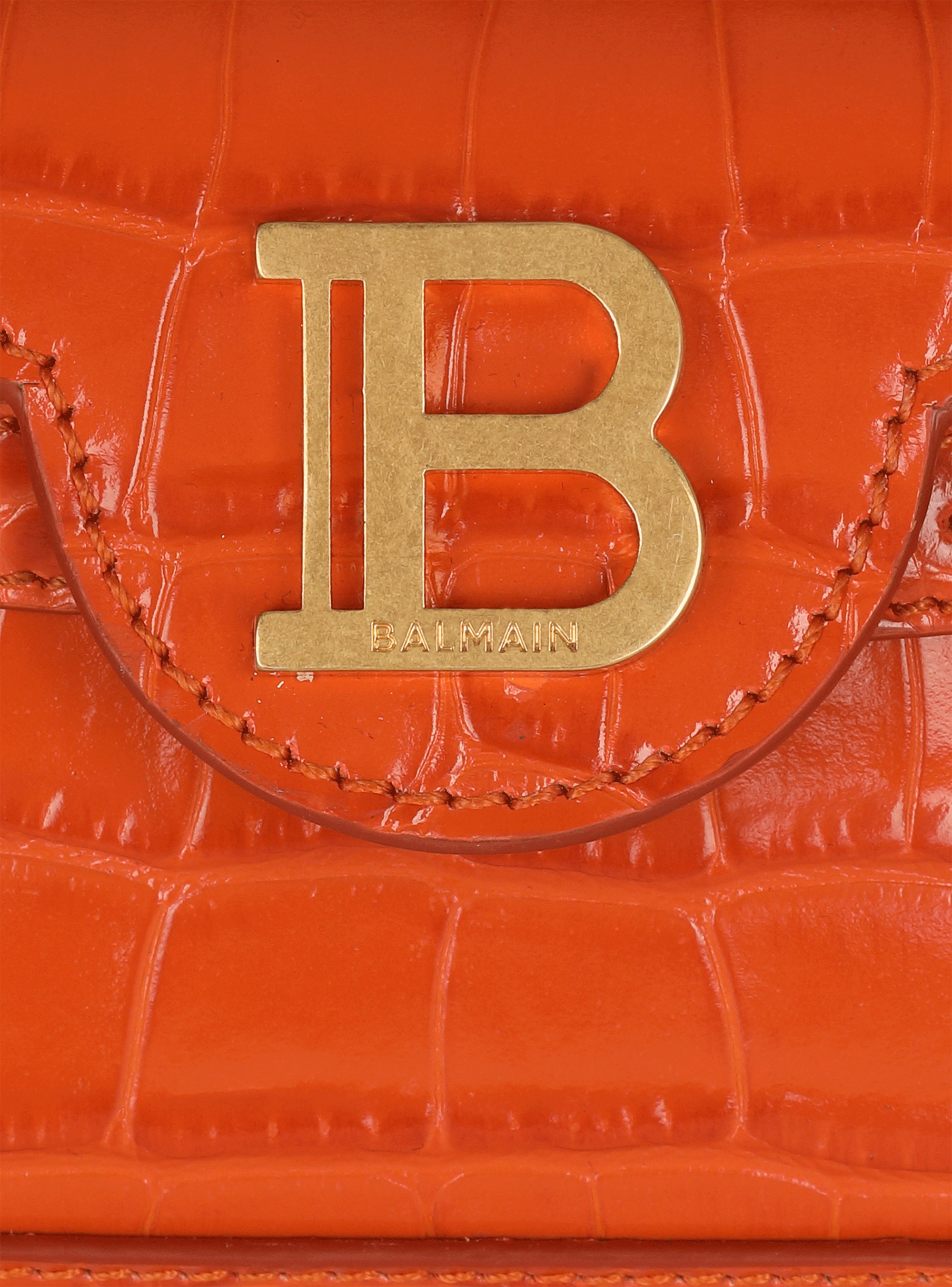 Crocodile-embossed leather B-Buzz 19 bag - 7