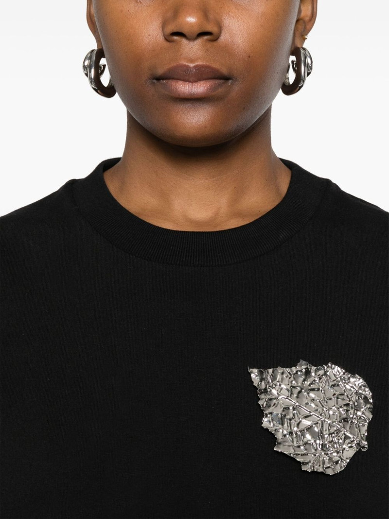 leaf-appliqué T-shirt 5