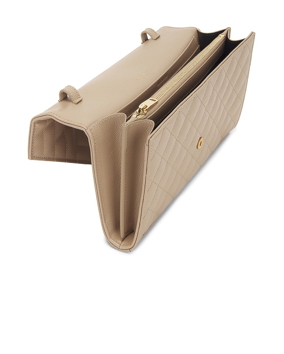 Envelope Wallet on Chain Bag - 4